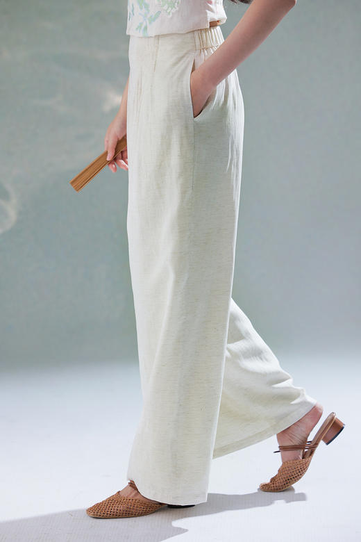 逸红颜明月优选#天然棉麻裤「松弛裤」原生棉麻显瘦叠褶，保留夏日的每一份松弛感 商品图4