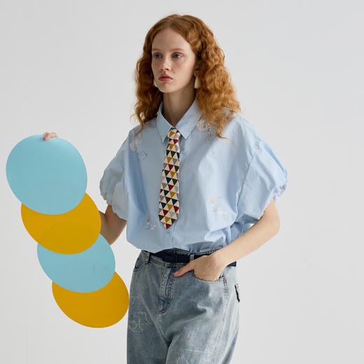 谜底衬衫短袖女2025夏季新品通勤泡泡袖印花宽松T型衬衣252MC0541 商品图1