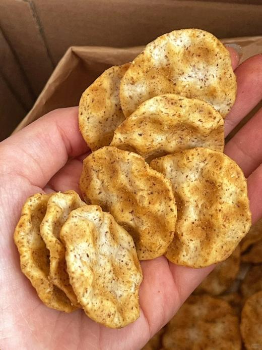 限时活动💥多送2袋‼️29.9r🉐7大包!!红谷林黑麦小石子饼💰官方29.9元5袋！巨香巨酥脆❗🔥回购无数次的西安地方特色零食！ ✅非油炸，非膨化的健康零食!石烤工艺更健康 商品图11