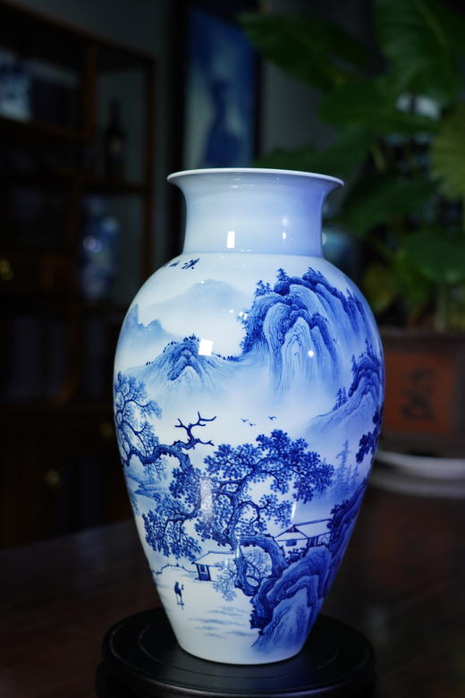 青花溪山幽居赏瓶 商品图0