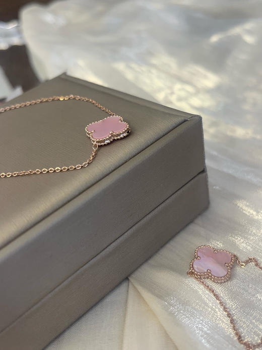 直发 梵克家同款的四叶草【单颗粉贝母手链】 商品图4