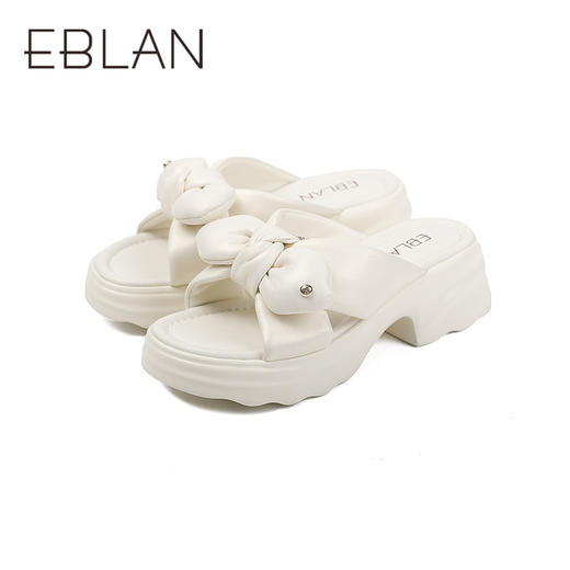 伊伴夏季珠光小奶芙珠光羊皮鞋面凉鞋B25320501 商品图4