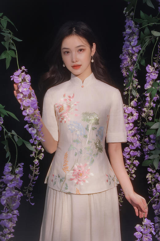 逸红颜明月优选#莲花刺绣新中式上衣「小荷间」清丽婉约透气棉麻，夏日清冷系 商品图2