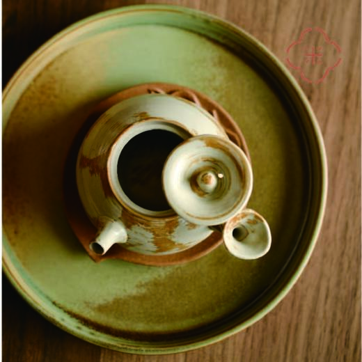 米马杂货  粉引薄胎侧把壶与桃形壶承套装 颜色与形制均合宜 商品图2