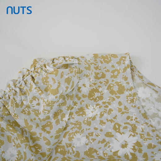 NUTS夏季新品V领碎花时尚清新短袖连衣裙428103463 商品图2