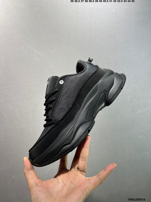 点此购买 迪桑特夏季男女款轻薄透气款都市通勤多功能户外缓震运动鞋 98 318740 商品图11