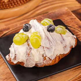 开心果青提可颂