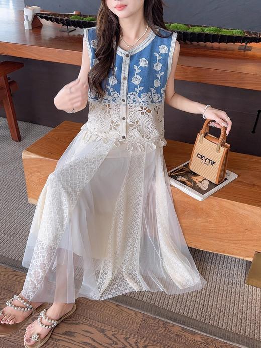 张心子【浅草须臾】圆领刺绣拼接开衫气质V领马甲 U2505006 商品图4