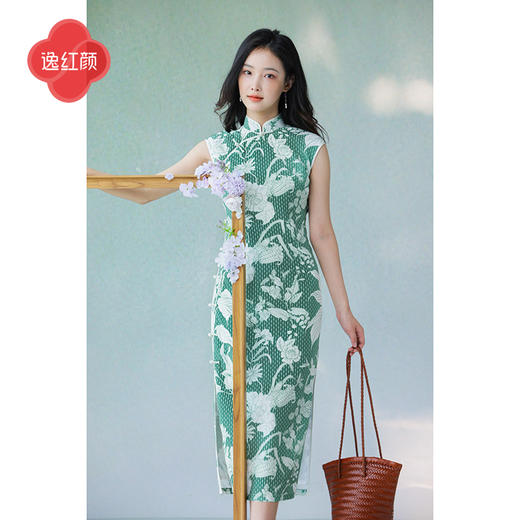 逸红颜寄梦2025夏新款清新优雅轻盈薄感真丝复古修身显瘦改良旗袍 商品图0