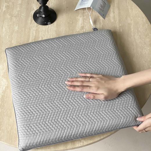 自然醒凉感北极熊抱枕 长抱枕 坐垫东洋纺高分子凉感丝睡眠抱枕儿童安抚枕夏季凉垫MT 商品图4