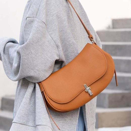 【预售3天】2025新款女包高级感百搭休闲通勤单肩斜挎包DS77707 商品图1