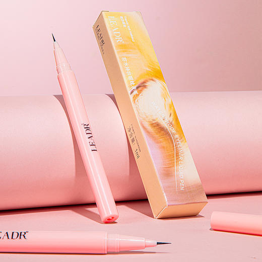 【防水持妆眼线液笔】  防水防汗大夏天都不带掉 1ml/支 商品图5