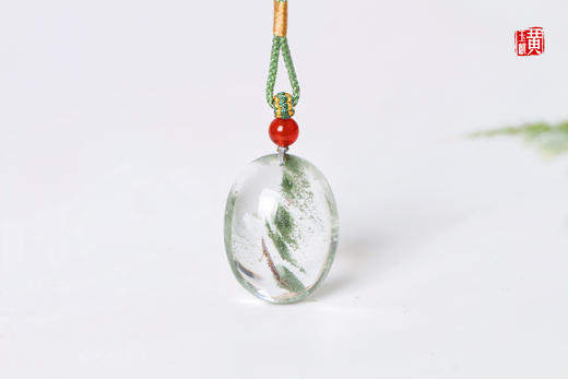 绿幽灵水晶吊坠 配精美挂绳 商品图0