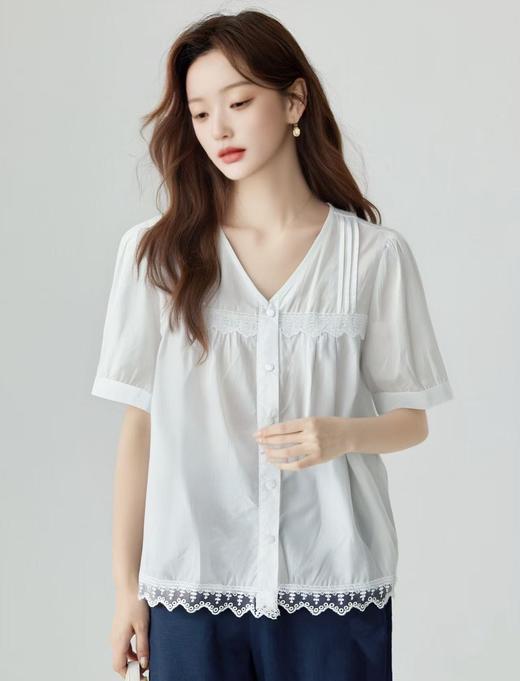 工艺系列～V 领压折蕾丝下摆。法式蕾丝薄棉短袖小衫-喜出 商品图1