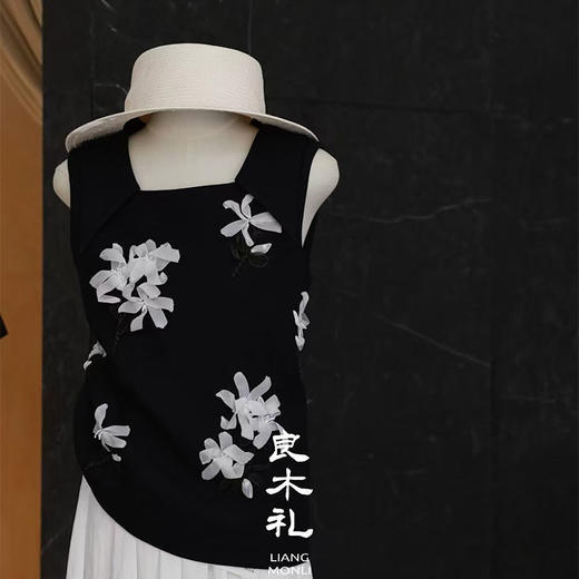 【预售7天】良木礼羊毛无袖上衣（9537） 商品图1