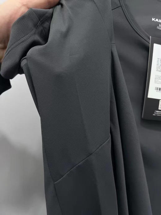 原单正品凯乐石速干短袖，整体立体剪裁，抗菌防臭面料
黑灰两个颜色 
尺码：M L XL XXL 商品图7