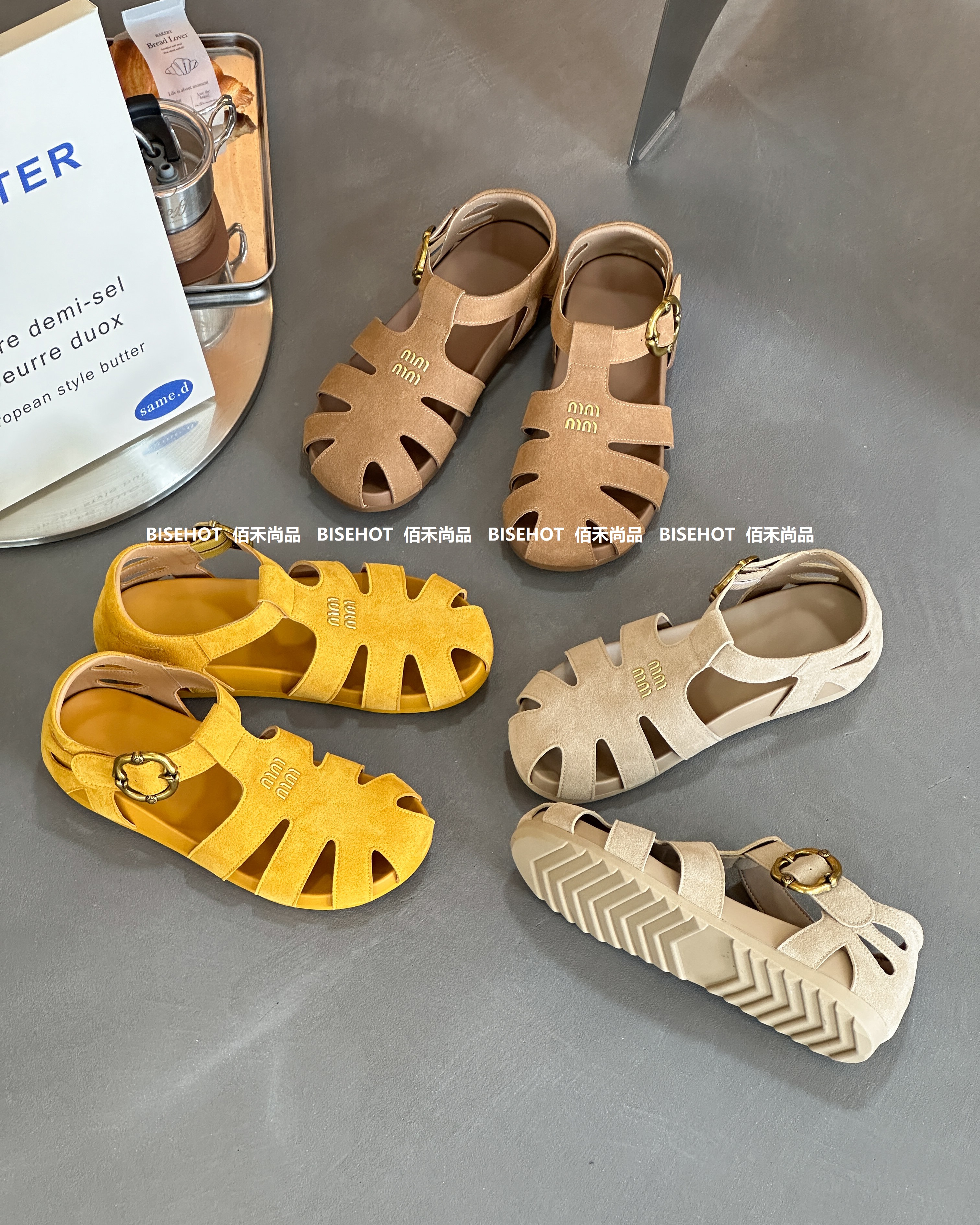 新品女士镂空博肯凉鞋798B52583（W）