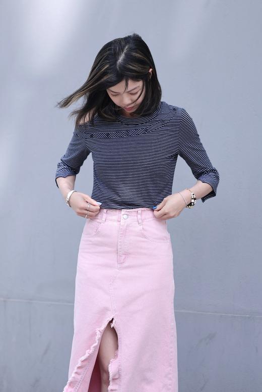 TYNVIE 粉色牛仔毛边腰带荷叶边前开衩半身裙 商品图8