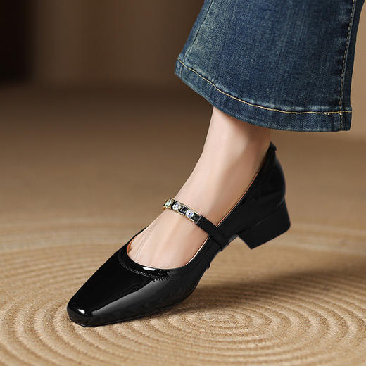 【预售5天】法式浅口方头玛丽珍低跟新款百搭气质链条搭扣单鞋女LD&7285 商品图3