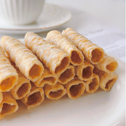 酥脆椰子卷 | 35g/袋 原味/芒果味/香蕉味 素蛋卷 泰国进口 解压零食 品泰味 商品图1