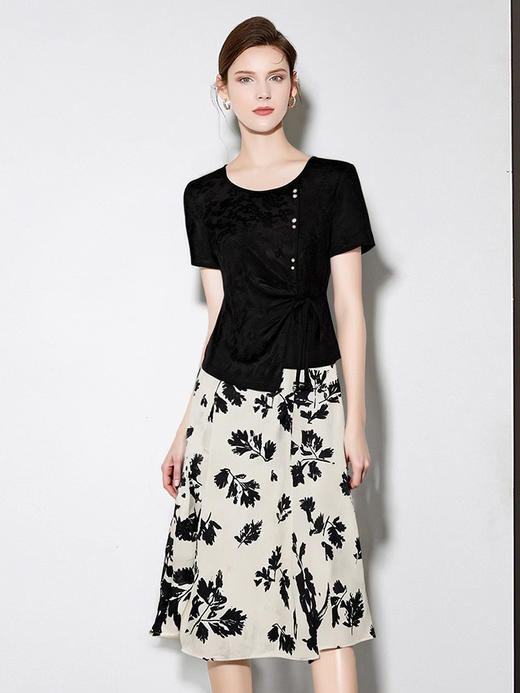 「自」全新升级全新升级【铂金会员266/天猫359/差价93】(99852)洛诗琳2025新款高级时尚气质休闲女士短袖女装两件套 商品图2