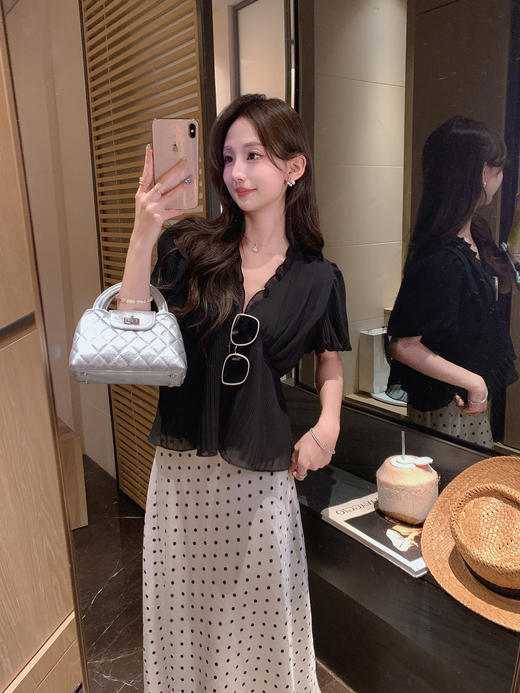 张心子【丝滑触感】夏款缎面气质优雅高级感波点半身裙 U2505043 商品图11