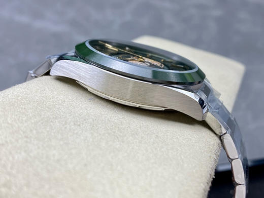 NOOBFactory 
 欧米茄海马世界时220.92.43.22.99.001
1:表壳：正品模版开模与正品一致真钛壳43表径（不含按滴）“最”还原正品表壳的细腻光泽和柔和质感❕❕❕ 商品图4