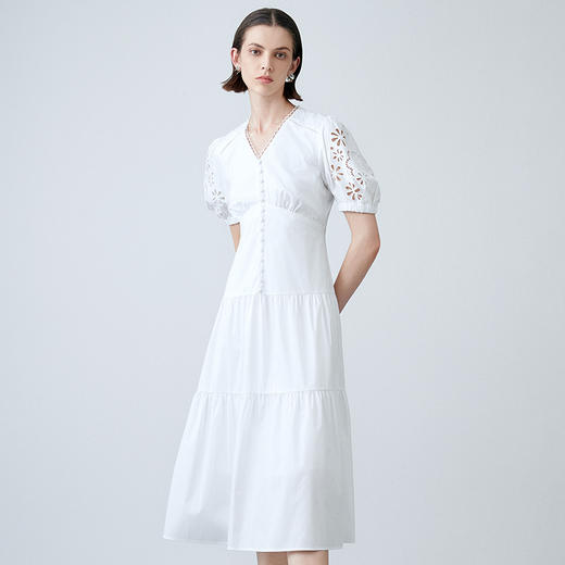 EITIE爱特爱夏季新款洋气修身显瘦镂空白色连衣裙7707428 商品图9