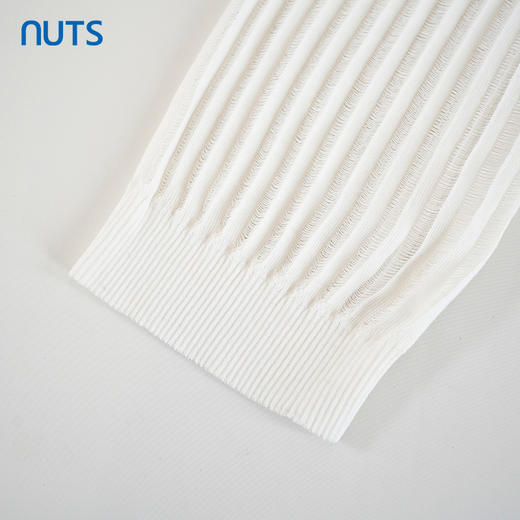 NUTS夏季新品V领纯色时尚气质宽松短外套428053485 商品图4