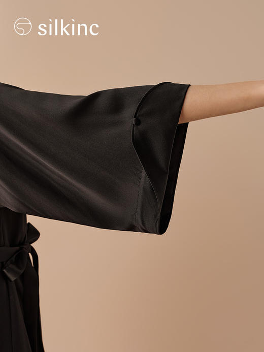 丝所｜24H030A 重磅真丝苍穹黑袍家居长袍［ 黑 ] 商品图4