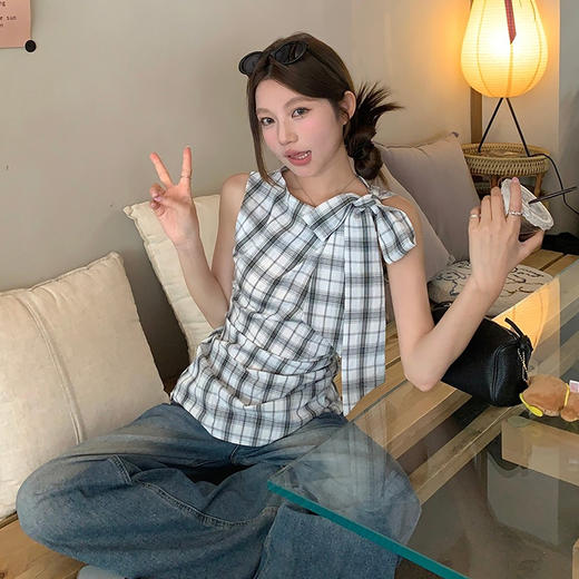西遇格子无袖上衣女2025年夏季新款设计感蝴蝶结系带褶皱格纹背心SS050759 商品图2