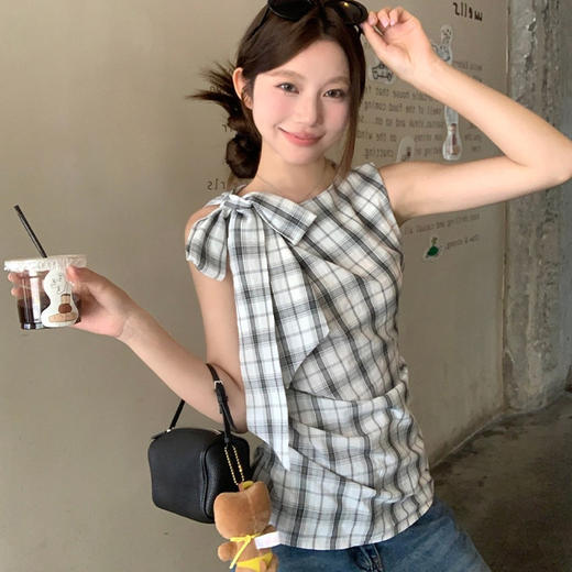 西遇格子无袖上衣女2025年夏季新款设计感蝴蝶结系带褶皱格纹背心SS050759 商品图3