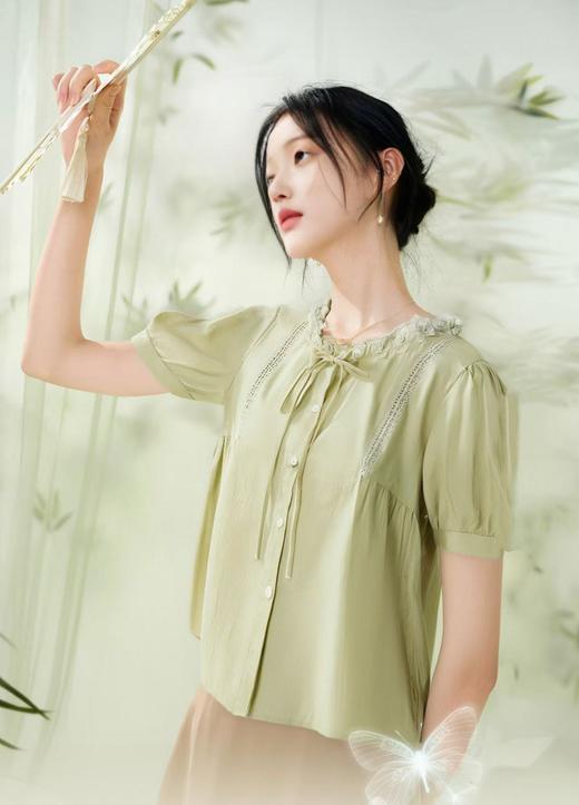 （夏季最后清仓）工艺系列～法式甜美手工钉珠蕾丝宽松短款百搭短袖（领口花环）小衫-喜出 商品图0