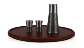 知己酒具分酒器:中58x120(H)mm酒 杯: 32x48mm