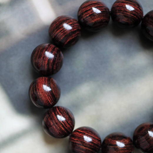 【新品特惠】1.8*13颗 沉水级 海黄 紫油梨 大黑线 手串 约45.5g  h900815 商品图3