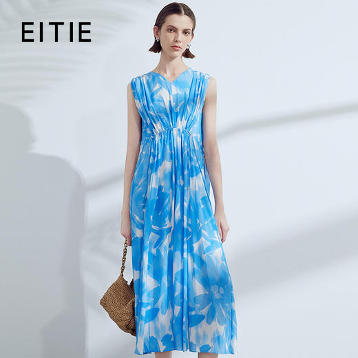 EITIE爱特爱夏季新款显瘦高腰百褶垂坠无袖印花连衣裙7807565 商品图0