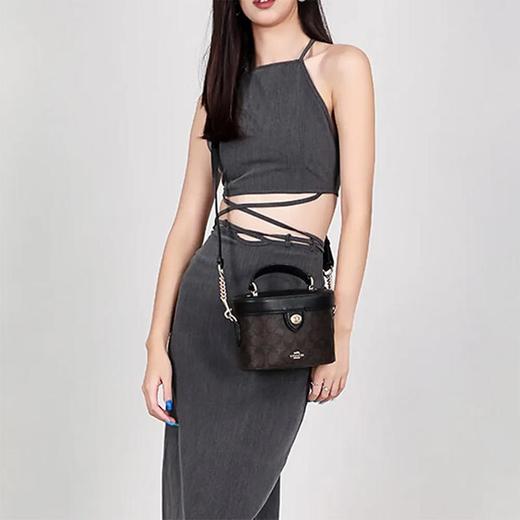 【礼盒礼袋*顺丰包邮】COACH蔻驰Kay20经典老花盒子包手提单肩斜挎包小号女款棕色拼黑色 商品图6