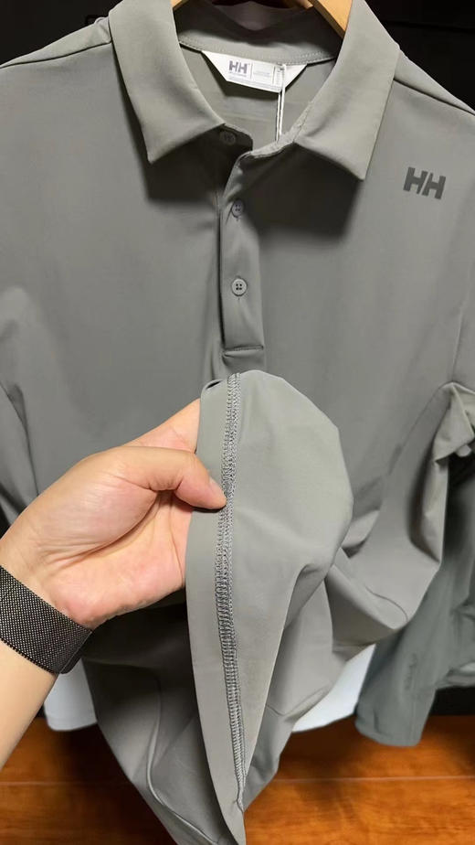 正品HH海丽汉森速干Polo
纯正品，随意鉴定！！
白色，灰色 尺码M-XXL
原价1000出头，清货特价 商品图11