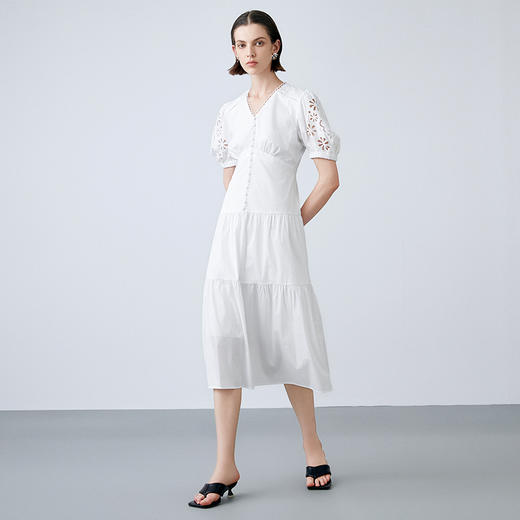 EITIE爱特爱夏季新款洋气修身显瘦镂空白色连衣裙7707428 商品图7