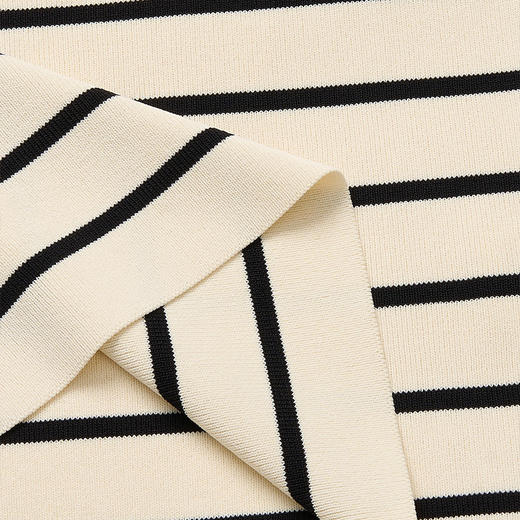 【2件9折】【Petit Bari】简约条纹一字肩针织吊带上衣 商品图4