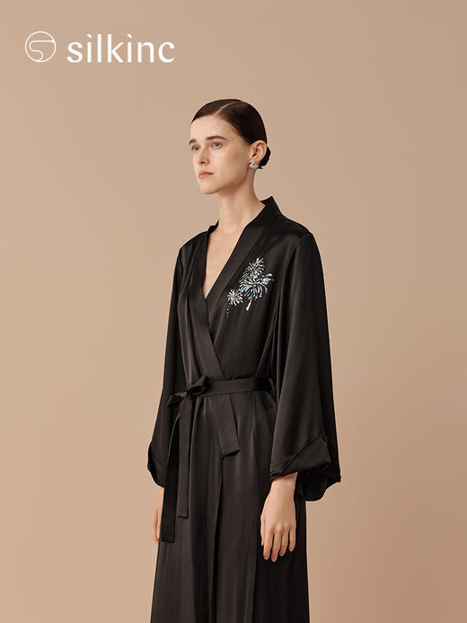 丝所｜24H030A 重磅真丝苍穹黑袍家居长袍［ 黑 ] 商品图2