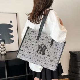 【直降6折】MLB 复古老花满印托特包通勤包