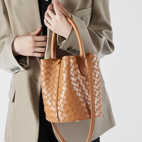 【预售3天】2025新款女包手提包女百搭编织水桶单肩斜挎包GZ2857