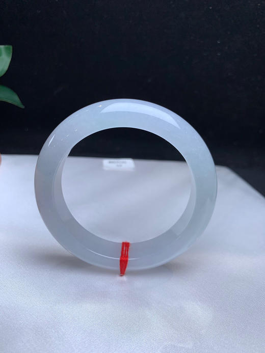 612966，53冰底白月光手镯，版型好，清新干净，整条干干净净的，版型大气 商品图0