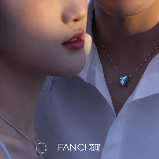 【明星同款】【发光款 光年之境项链】范琦光年系列 925银情侣项链 生日送女友礼物 商品图3