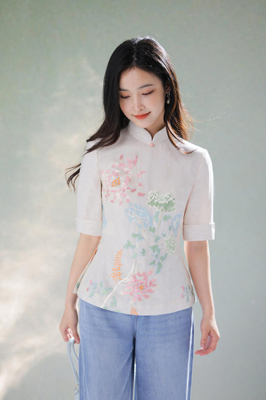 逸红颜明月优选#莲花刺绣新中式上衣「小荷间」清丽婉约透气棉麻，夏日清冷系 商品图10