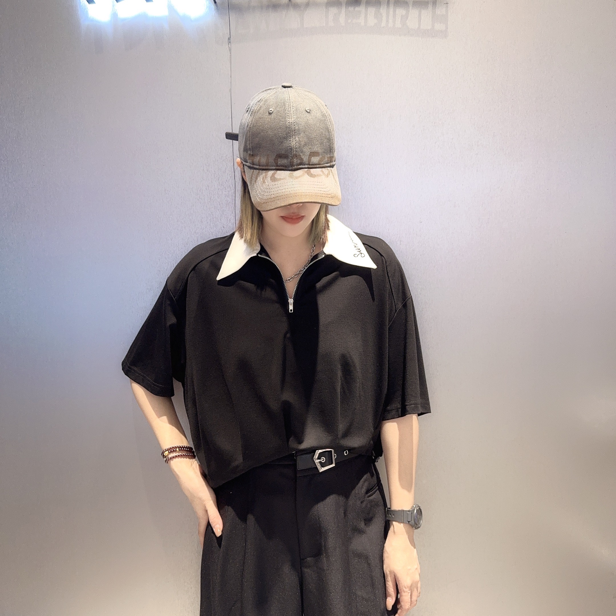 NC翻领拉链下摆不规则小衫50410（黑）夏季152530050321