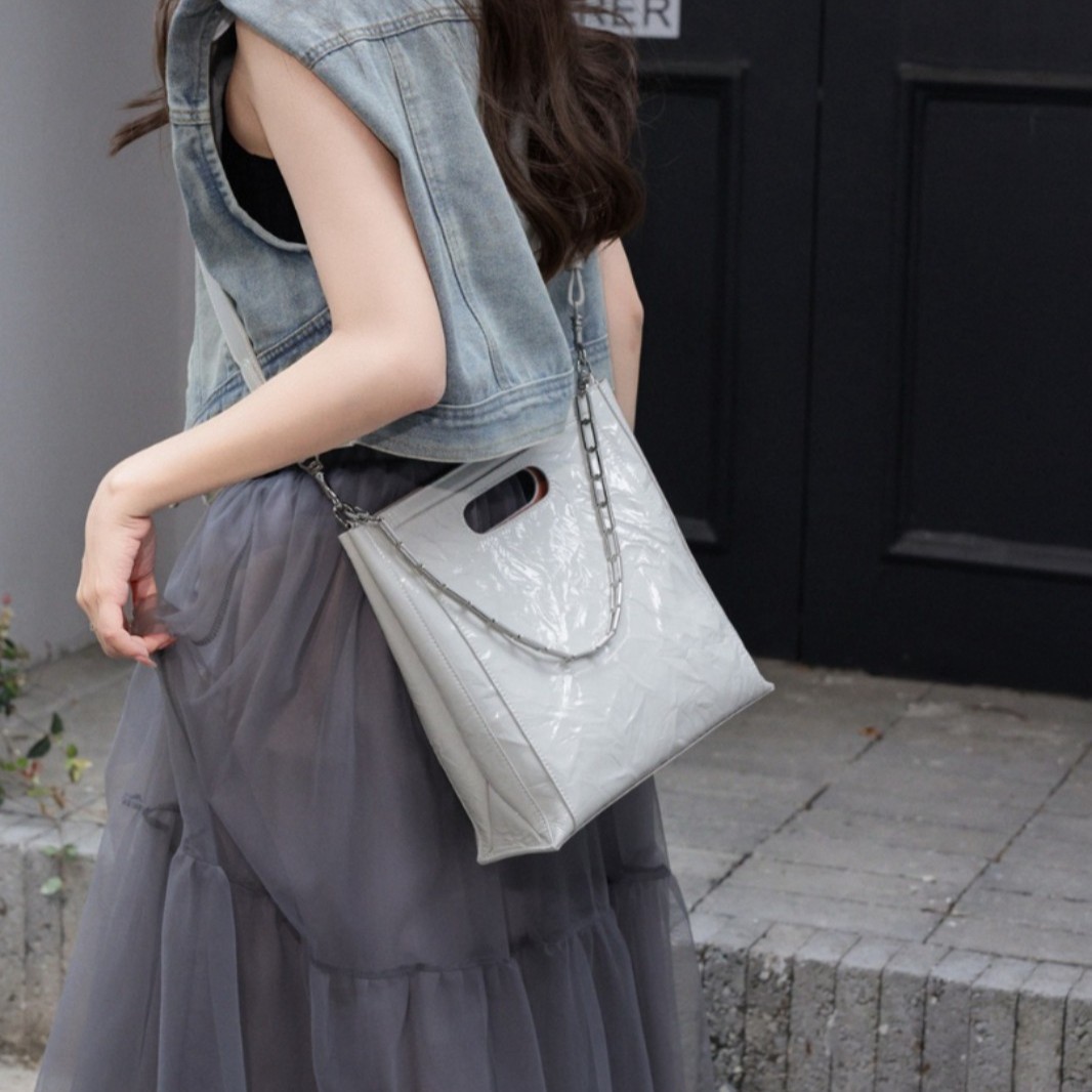 【预售3天】小众设计高级感包包女新款时尚单肩斜挎包百搭女包DS68819