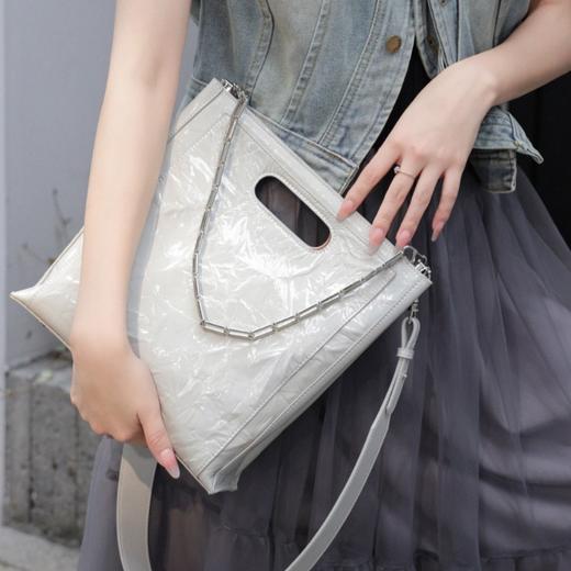 【预售3天】小众设计高级感包包女新款时尚单肩斜挎包百搭女包DS68819 商品图1