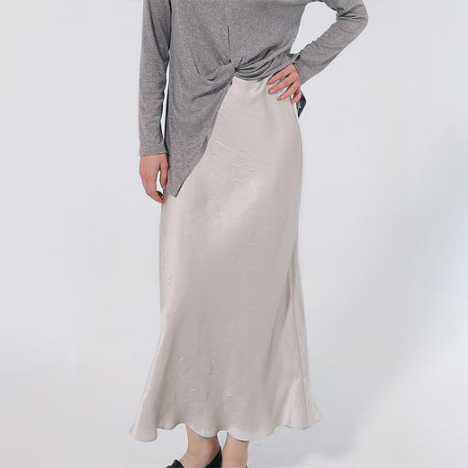 【2件9折】【Petit Bari】光泽微皱醋酸长裙半身裙鱼尾裙 商品图0